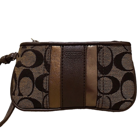 🆕🔥COACH SUPER CUTE&STYLISH CHOCOLATE BROWN&LIGHT BRONZE&LIGHT GOLD WRISTLET - Picture 3 of 11